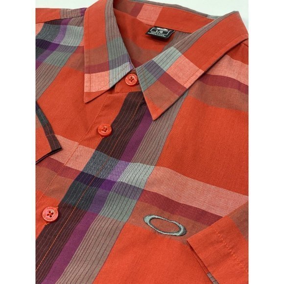 OAKLEY Short Sleeve Button Up‎ Red/Purple Plaid Men's Large - Picture 4 of 7
